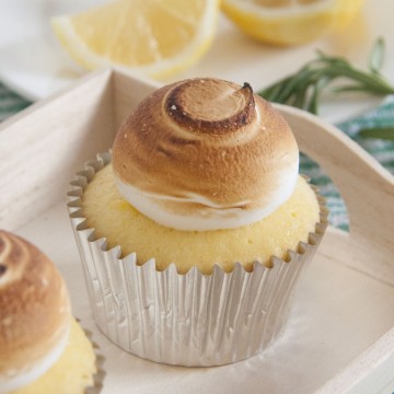 Lemon Meringue Cupcake (6s)