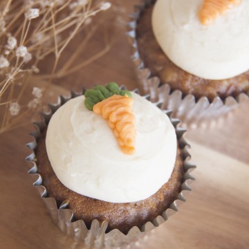 Brown Butter Maple Carrot Cupcake (6s)